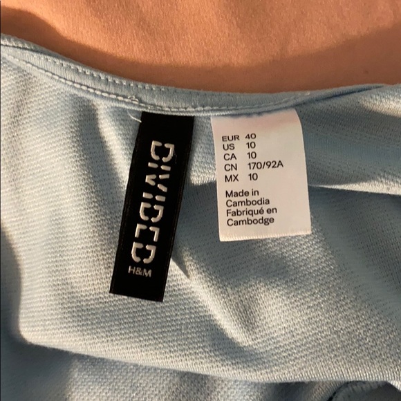 Dress - Picture 3 of 3